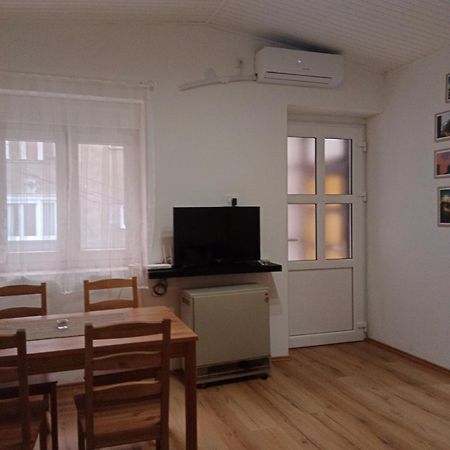 Visoki Vrh Apartman Beograd Bagian luar foto